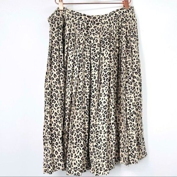 Dana Buchman pleaded 100% silk cheetah print skirt 14 BoxB - Picture 3 of 3